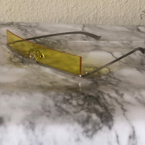 Rectangular Sunglasses www.sambellaspalace.com - Picture 2 of 8